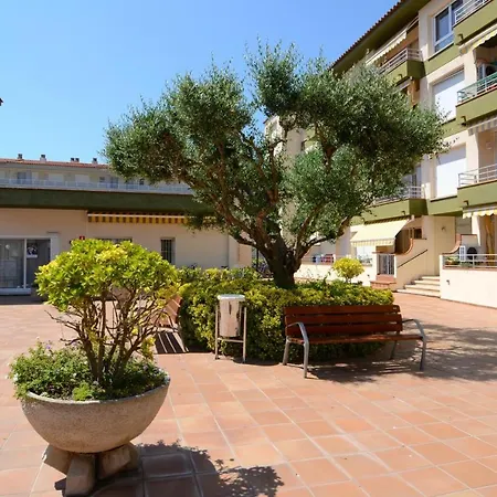 Omega E1 Bxa Apartman L'Estartit