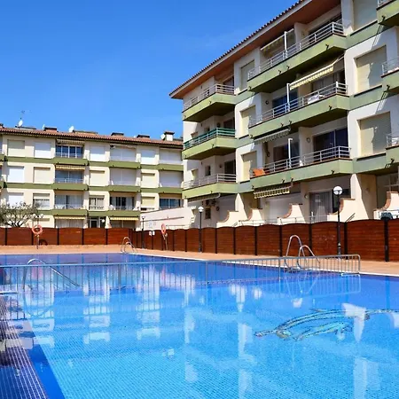 Omega E1 Bxa Apartment